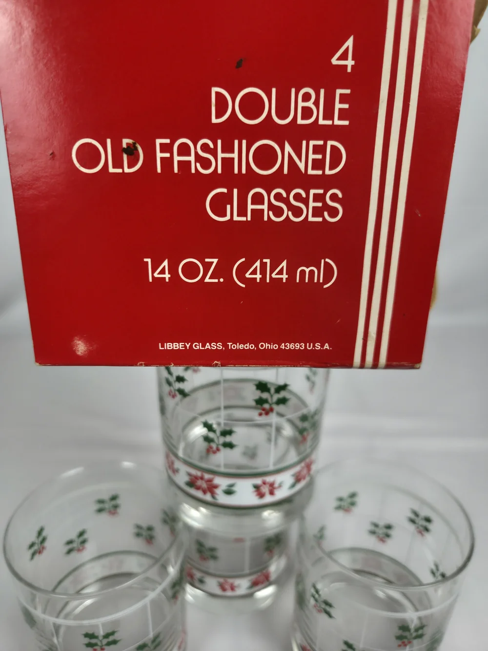 Libbey Holiday Holly and Poinsettia Glass Tumblers in Red and Green